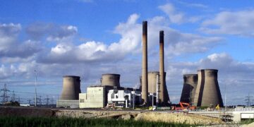 Decades-long contracts chain Asia to coal-fired power: CNA Report