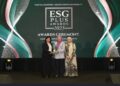 Pheobe Long receives ESG Changemaker Award.