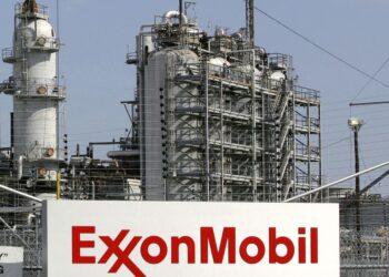US Supreme Court to hear bid by oil companies to toss climate suits