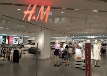 The Environmental Impact of Fast Fashion, Explained – Earth.org