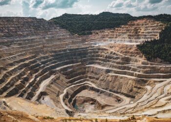 Environmental Groups Sue EU Over Controversial Lithium Mine in Portugal
