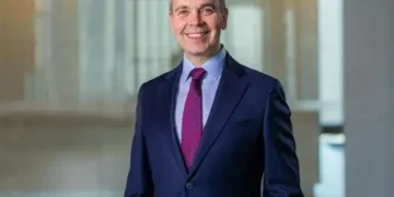 Tourism Australia unveils industry sustainability initiative