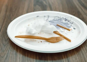 This plastic is made from milk and it vanishes in 13 weeks – Science Daily
