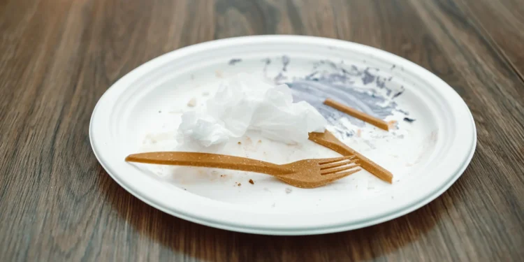 This plastic is made from milk and it vanishes in 13 weeks – Science Daily