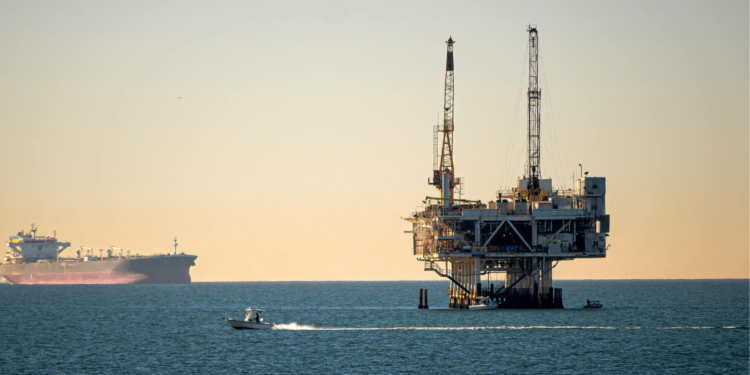 Oil Prices Settle Over 5% Lower as Progress in U.S. – Iran Talks Eases Strait of Hormuz Supply Fears