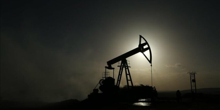 Brent Crude Surges Past USD 99 as Strait of Hormuz Escalation Drives Supply Fears