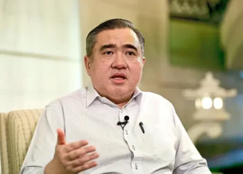 Malaysia Urges Ports to Accelerate Decarbonisation Efforts