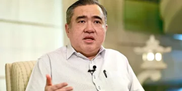 Malaysia Urges Ports to Accelerate Decarbonisation Efforts