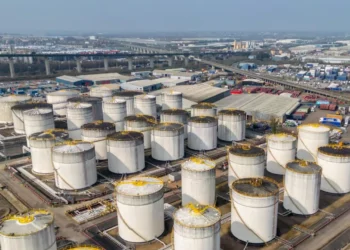 Brent Crude Holds Near USD 110 Amid Middle East and Ukraine Supply Disruptions